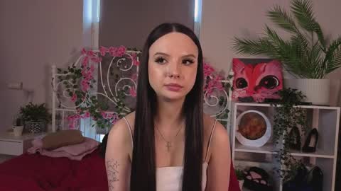 Lina 3 online show from 4, 4, 2026