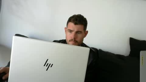 Snapshot of sultansgirls chatting on 18, 9, 2025 The Sultan online show from 18, 9, 2025