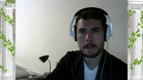 Snapshot of sultansgirls chatting on 4, 10, 2025 The Sultan online show from 4, 10, 2025