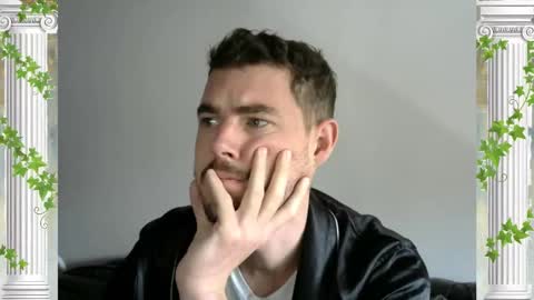 Snapshot of sultansgirls chatting on 15, 10, 2025 The Sultan online show from 15, 10, 2025