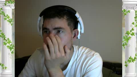 Snapshot of sultansgirls chatting on 20, 10, 2025 The Sultan online show from 20, 10, 2025