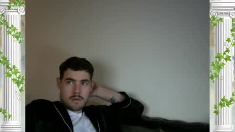 Snapshot of sultansgirls chatting on 29, 10, 2025 The Sultan online show from 29, 10, 2025