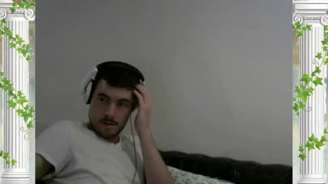 Snapshot of sultansgirls chatting on 31, 10, 2025 The Sultan online show from 31, 10, 2025