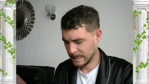 Snapshot of sultansgirls chatting on 4, 11, 2025 The Sultan online show from 4, 11, 2025