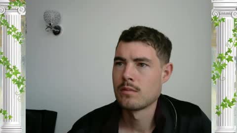 Snapshot of sultansgirls chatting on 7, 11, 2025 The Sultan online show from 7, 11, 2025