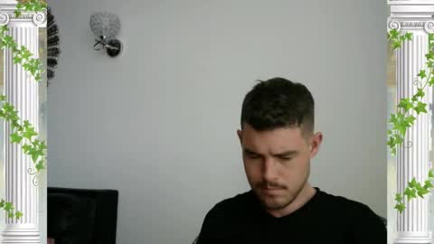 Snapshot of sultansgirls chatting on 21, 11, 2025 The Sultan online show from 21, 11, 2025