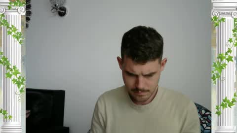 Snapshot of sultansgirls chatting on 26, 11, 2025 The Sultan online show from 26, 11, 2025