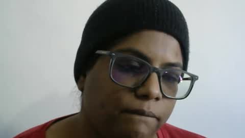 sultryindianxx100 online show from 28, 4, 2026