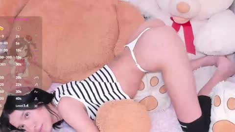 Snapshot of sulyrouse chatting on 24, 10, 2025 suly online show from 24, 10, 2025