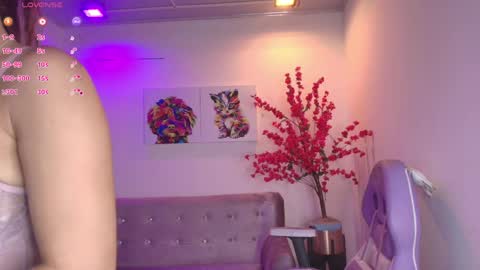 summer_miller online show from 21, 4, 2026