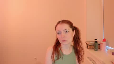 Summer Preston online show from 21, 4, 2026