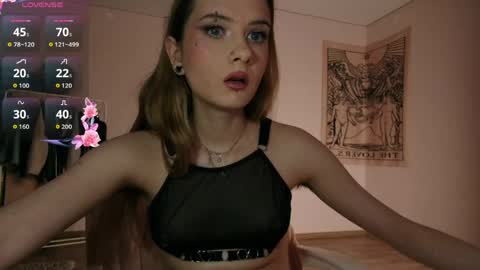 summerhazee online show from 5, 4, 2026