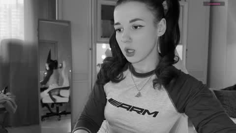 Snapshot of sun_for_you chatting on 13, 12, 2024 Miss Nelly online show from 13, 12, 2024