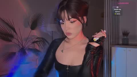 Snapshot of sun_for_you chatting on 11, 10, 2025 Miss Nelly online show from 11, 10, 2025