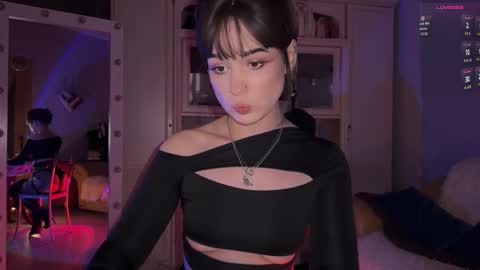 Snapshot of sun_for_you chatting on 21, 11, 2025 Miss Nelly online show from 21, 11, 2025