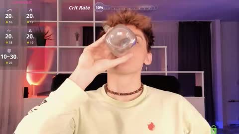 Snapshot of sunburn_boy chatting on 25, 10, 2025 Emilio online show from 25, 10, 2025