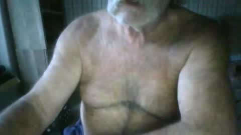 Snapshot of sundaycoffee chatting on 25, 11, 2025 sundaycoffee online show from 25, 11, 2025