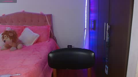 Snapshot of sunflower_dance chatting on 23, 1, 2025 Jeraldine online show from 23, 1, 2025