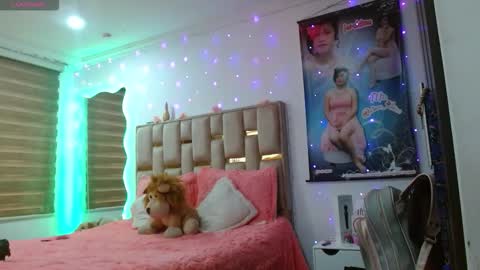 Snapshot of sunflower_dance chatting on 8, 9, 2025 Jeraldine online show from 8, 9, 2025