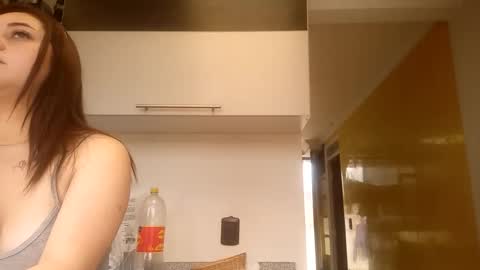 Snapshot of sunflower_dance chatting on 20, 9, 2025 Jeraldine online show from 20, 9, 2025