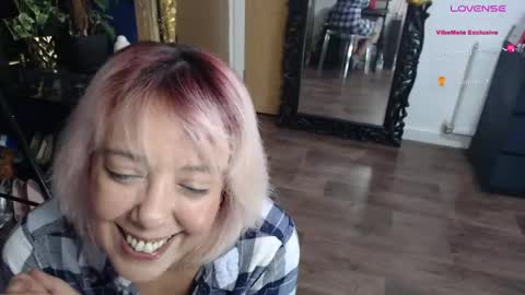 Sunni Knight online show from 19, 2, 2025