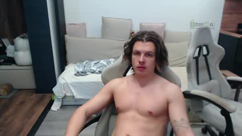 Snapshot of sunny1girl chatting on 23, 5, 2026 Alice and Sergey online show from 23, 5, 2026
