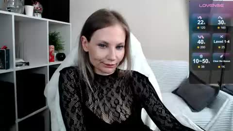 Snapshot of sunny_bunny6 chatting on 27, 7, 2026 Naomi online show from 27, 7, 2026