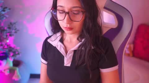 SUNNY online show from 4, 2, 2026