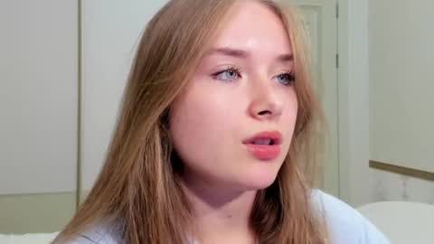 Vanessa online show from 1, 12, 2025