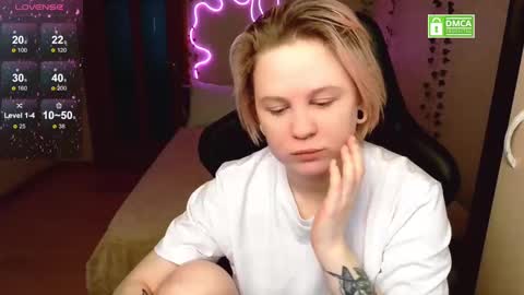 sunny mood online show from 3, 3, 2025