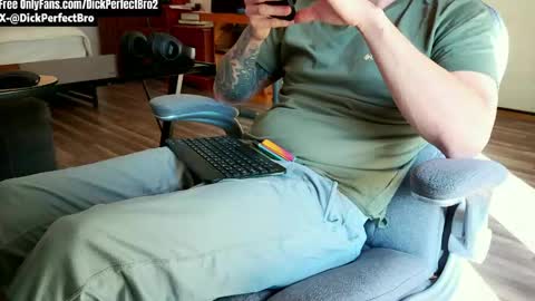 sunny valentine online show from 17, 4, 2026