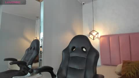  S U N N Y online show from 20, 4, 2026