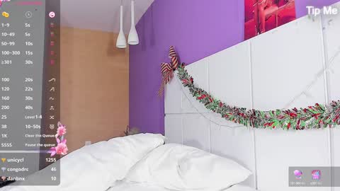      online show from 3, 2, 2025