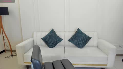 Sunny Rivers online show from 9, 10, 2025