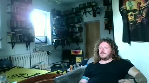 Snapshot of sunr1sa chatting on 18, 5, 2026 sunr1sa online show from 18, 5, 2026