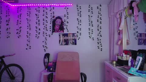 Sunset online show from 25, 9, 2025