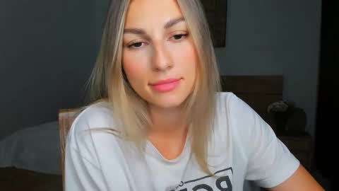 sunsetwithava online show from 18, 9, 2025