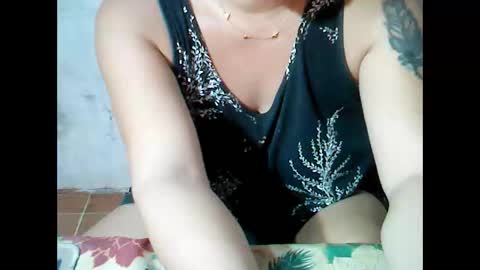 Snapshot of sunshine_38 chatting on 5, 10, 2025 sunshine_38 online show from 5, 10, 2025