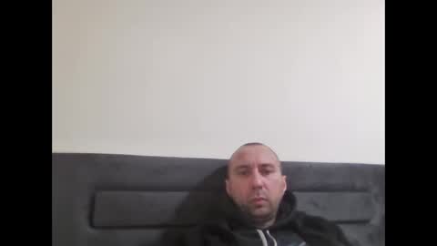 super42835015 online show from 15, 2, 2025