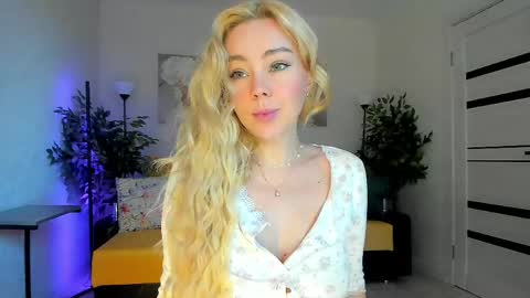 Jenn online show from 7, 6, 2026