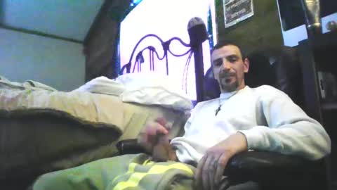 Snapshot of superd512 chatting on 5, 3, 2025 Guero Cash online show from 5, 3, 2025