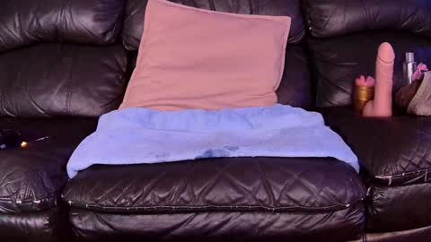 Thomas online show from 25, 1, 2025