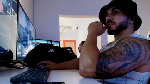 supermanboyxxl online show from 1, 8, 2026