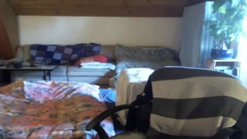 supersquirrel81 online show from 21, 4, 2026