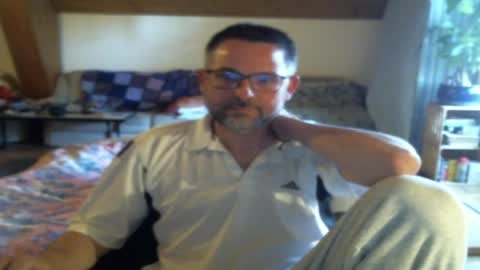 supersquirrel81 online show from 24, 4, 2026