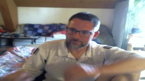 supersquirrel81 online show from 25, 4, 2026