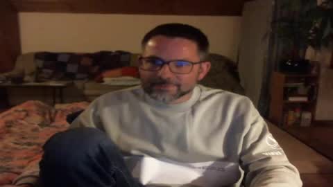 supersquirrel81 online show from 28, 4, 2026