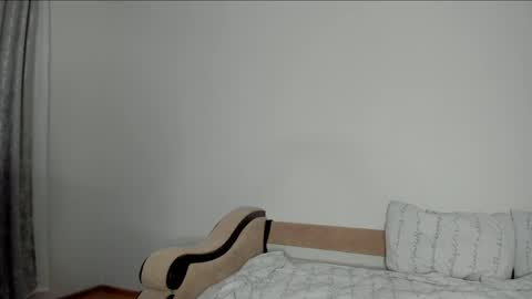 Snapshot of surfsexcouple chatting on 16, 5, 2026 surfsexcouple online show from 16, 5, 2026