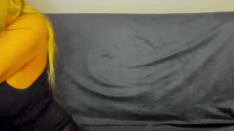 surikiss online show from 19, 10, 2025