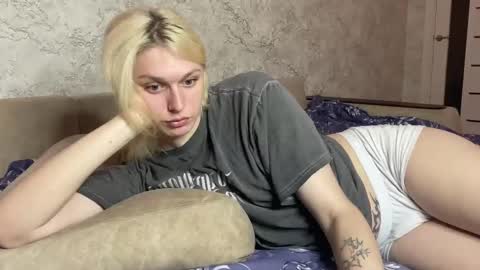 Snapshot of susan228 chatting on 21, 11, 2025 Vladiva online show from 21, 11, 2025